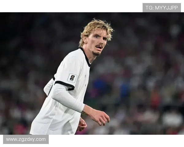 鲁梅尼格讽刺斯图加特为沃尔特马德支付高额转会费找到了傻瓜