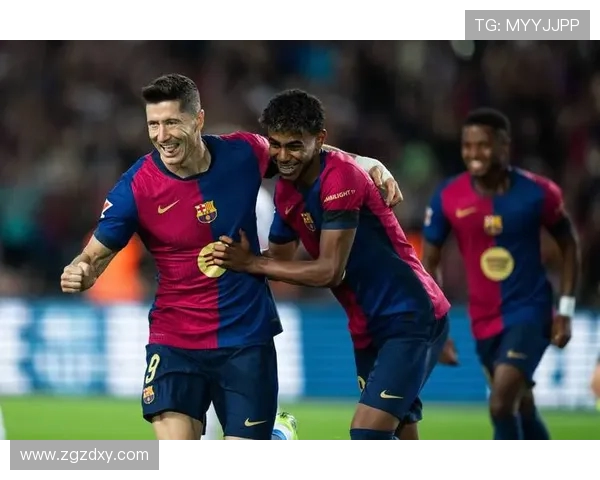 德转评年度最佳阵容:姆巴佩、亚马尔领衔,巴黎3人入选 德转评年度最佳阵容:姆巴佩、亚马尔领衔,巴黎3人入选